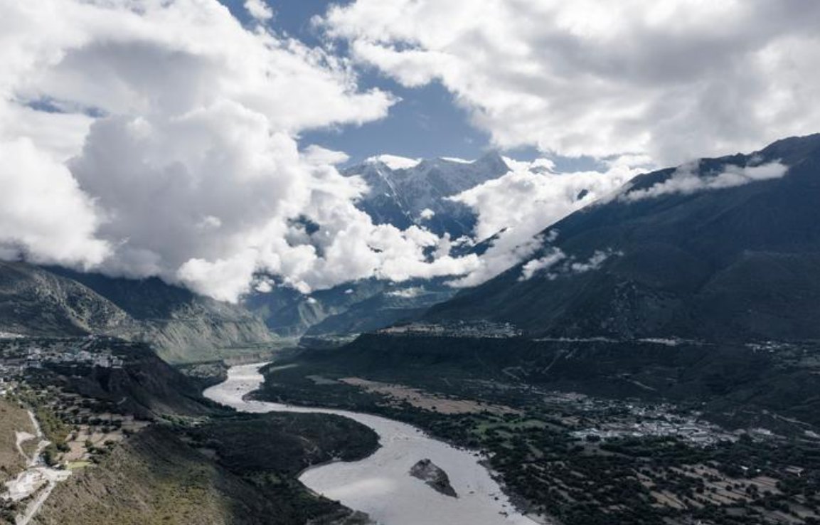 当传统文化遇上现代娱乐：一场跨越千年的对